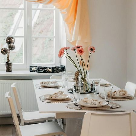 Spacious - 140 Square Meters Apartment, Vilnius City Centre Luaran gambar