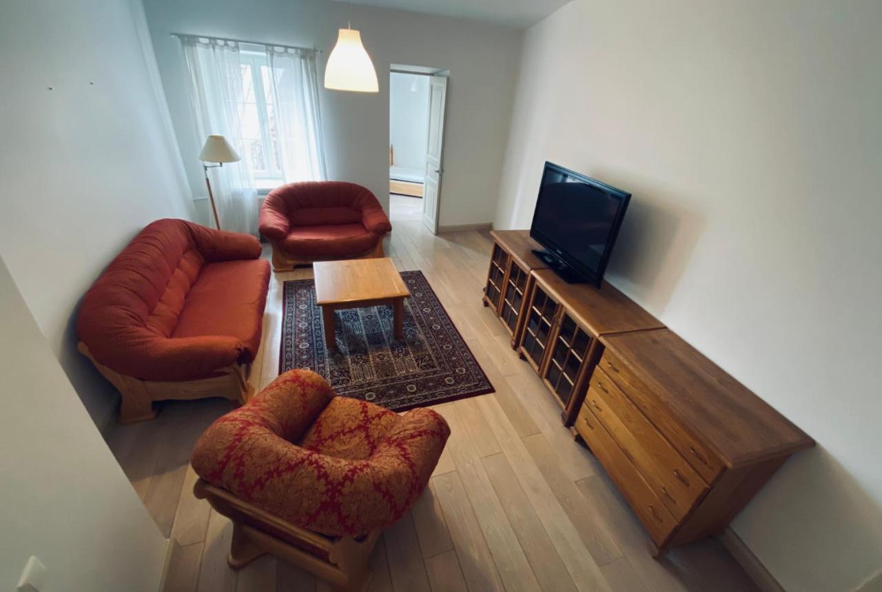 Spacious - 140 Square Meters Apartment, Vilnius City Centre Luaran gambar